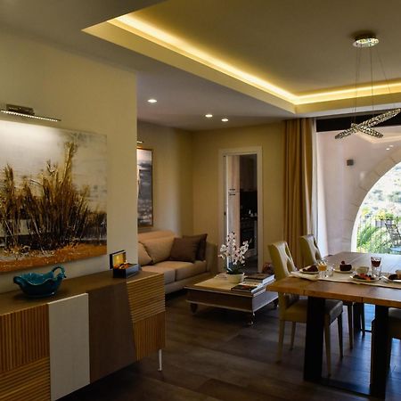 Kete Deluxe Rooms Marina di Palma Phòng bức ảnh