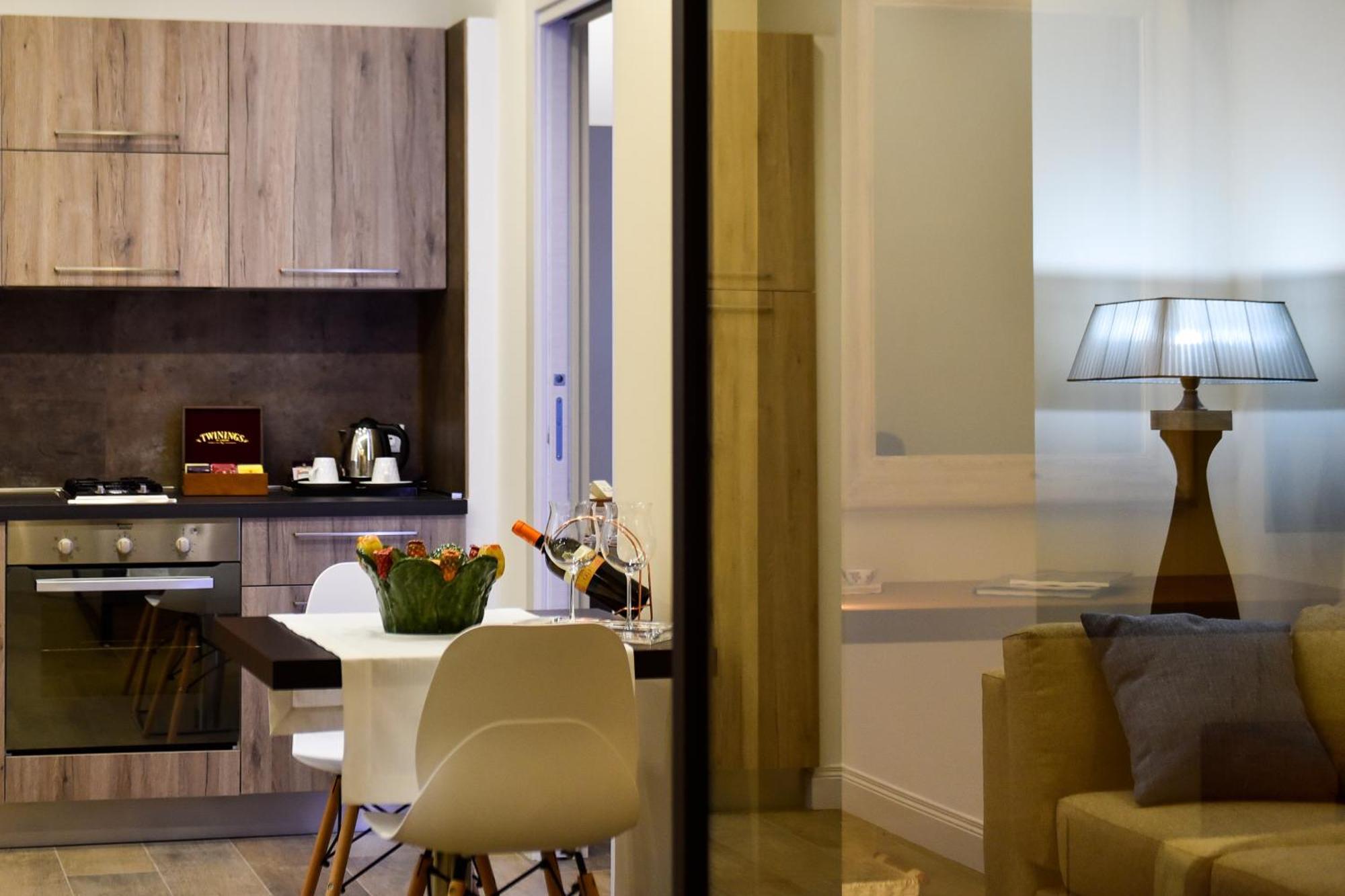 Kete Deluxe Rooms Marina di Palma Phòng bức ảnh